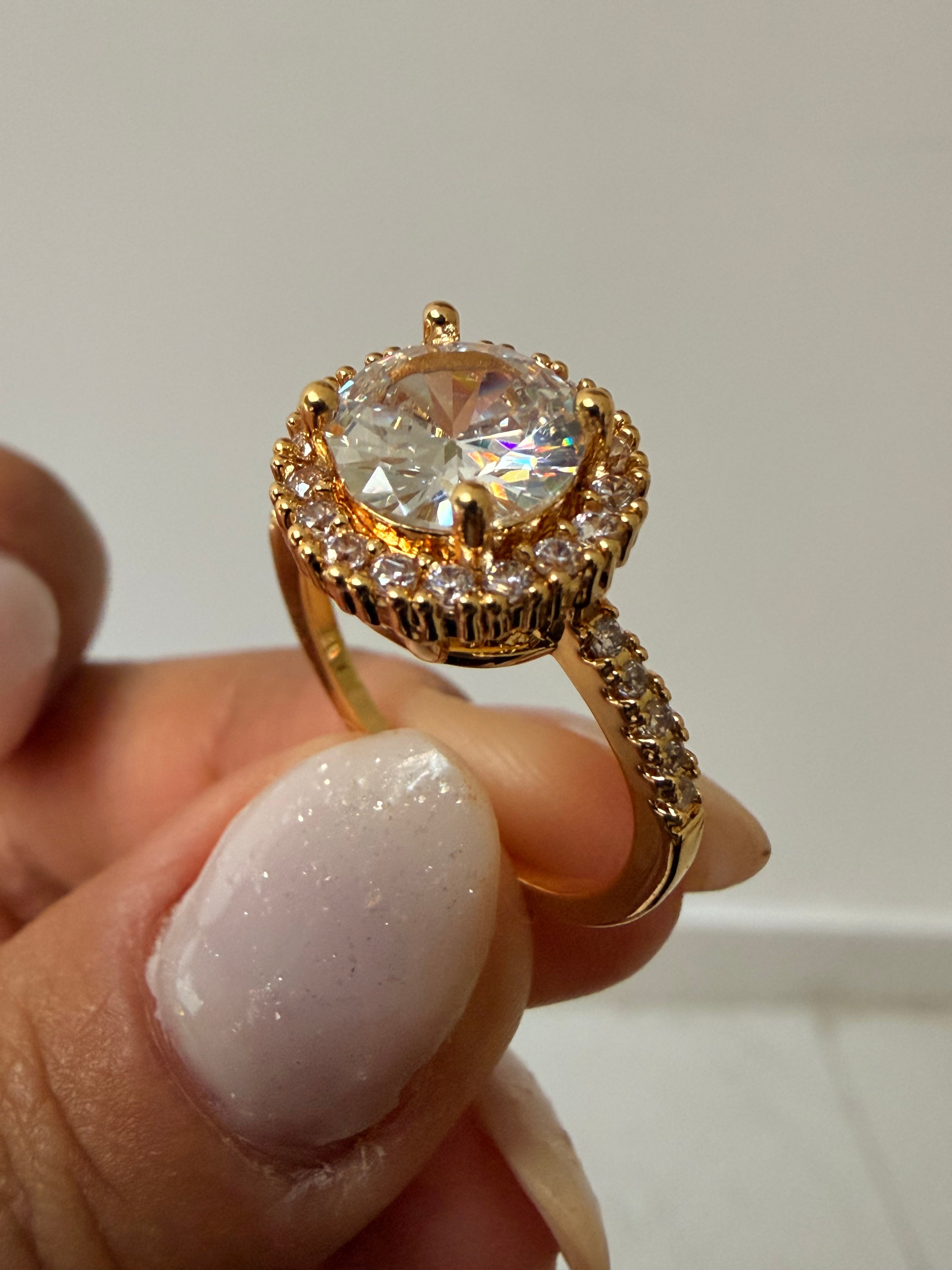 Anel Redondo Crystal