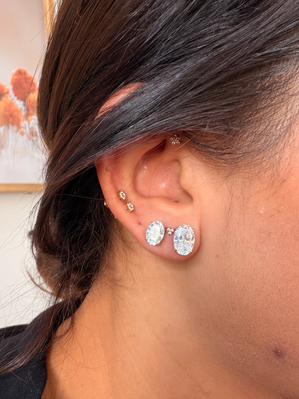 Brinco Oval em Moissanite